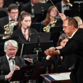 „Von der Antike bis zur Neuzeit“: Doppelkonzert des Musikvereins Zähringen und des Stadtorchesters Ravensburg